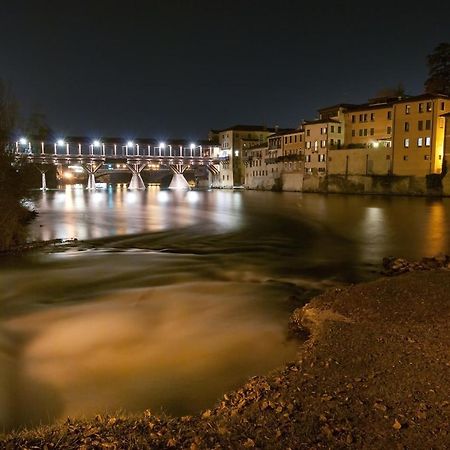 Апартаменты Vicolo J. Da Ponte - Bassano Centro Storico Бассано-дель-Граппа Экстерьер фото