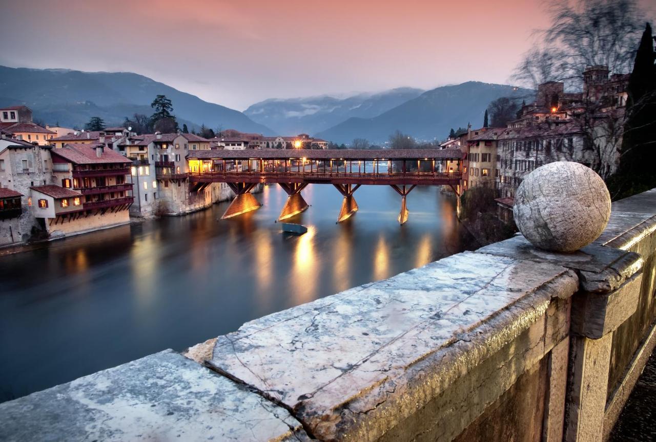 Апартаменты Vicolo J. Da Ponte - Bassano Centro Storico Бассано-дель-Граппа Экстерьер фото